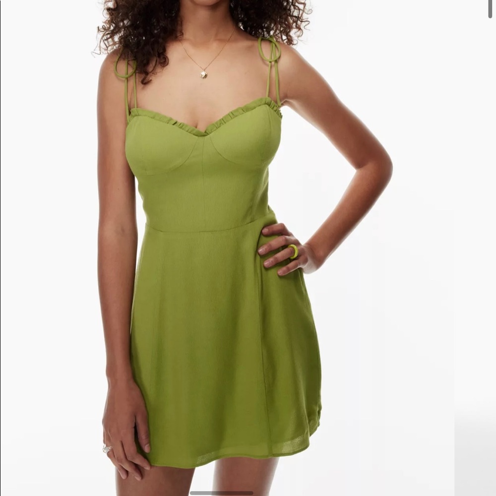 Green Sleeveless Dress